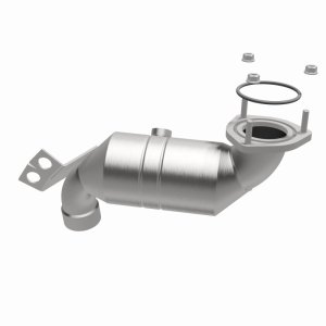 Jaguar X-Type Catalytic Converter - Rear - Magnaflow - OEM Grade Direct-Fit - `02-`03