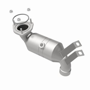 Jaguar X-Type Catalytic Converter - Rear - Magnaflow - OEM Grade Direct-Fit - `02-`03