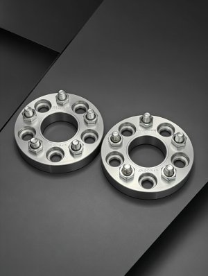 Jaguar F-Pace Wheel Spacers - MADNESS - 15mm - set of 2 - Silver Finish