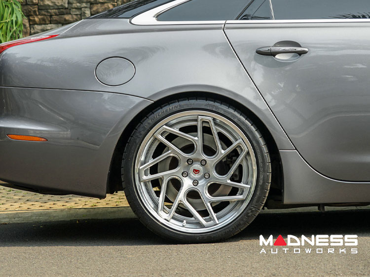 Jaguar XJ Custom Wheels - CG-209T (3 Piece) by Vossen - Space Gray