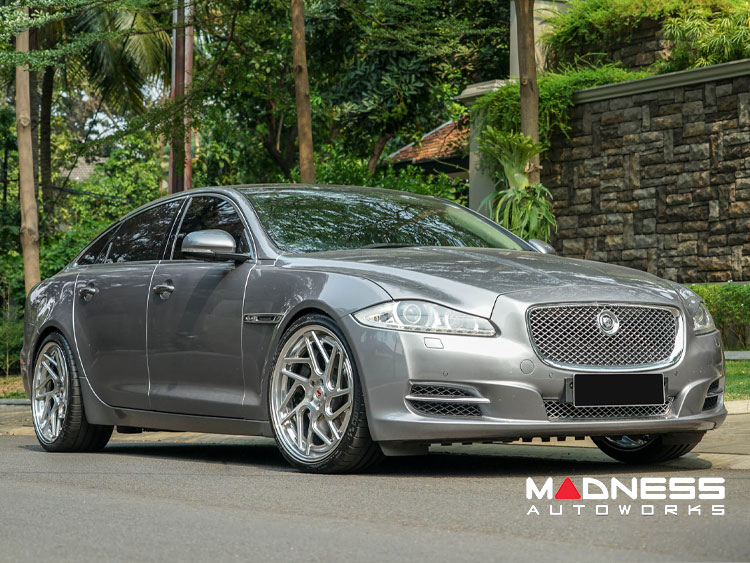 Jaguar XJ Custom Wheels - CG-209T (3 Piece) by Vossen - Space Gray